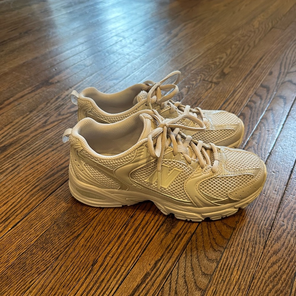 New balance 530 sneakers. Worn a handful of times but are too big on me.